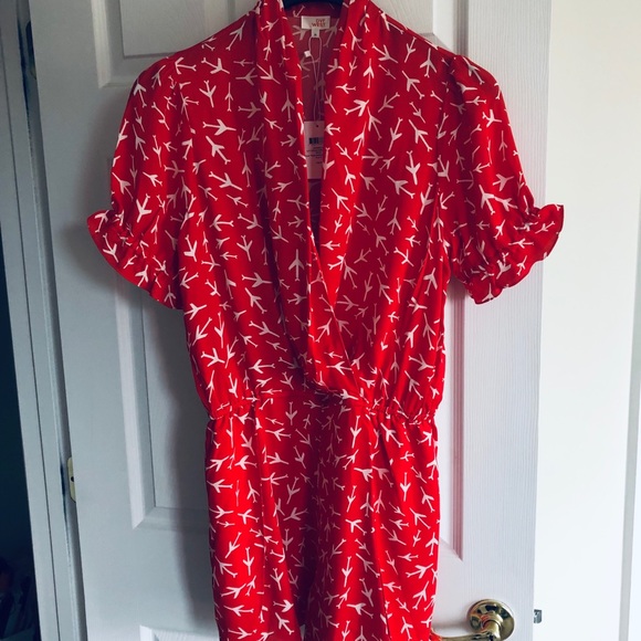 DVF Sz M Short Sleeve Collared Ruffle Romper New - Picture 7 of 8